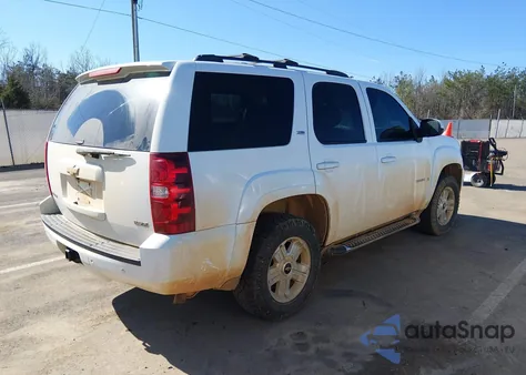 2009 Chevrolet Tahoe Lt2 z USA, uszkodzony, nr VIN 1GNFK23089R284828